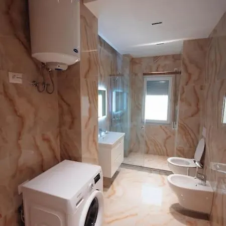 The Perfect In Tirana! Apartman *